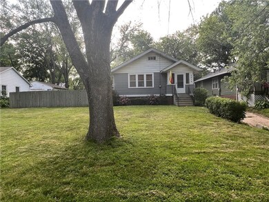 2016 30th St, Des Moines, IA 50310 - photo 6