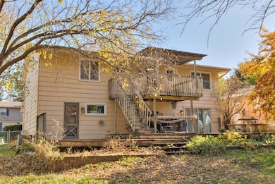 2708 68th St, Urbandale, IA 50322 - photo 3