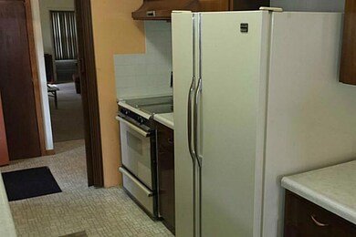 Kitchen. Updated appliances including gas stove