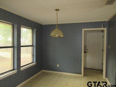 704 704 Becky Dr, Tyler, TX 75703 - photo 6