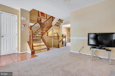 11102 Southlakes Dr, Bowie, MD 20721 - photo 2