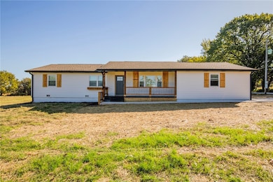 10604 Arkansas 43, Maysville, AR 72747 - photo 4