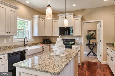 2807 Sweetbriar Dr, Harrisburg, PA 17111 - photo 5