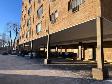 110 N Kenilworth Ave unit 1C, Oak Park, IL 60301 - photo 2