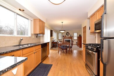 2055 Pleasant Run Ct, Naperville, IL 60565 - photo 7