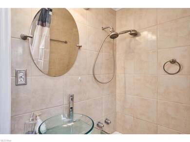 18704 Maple Heights Blvd, Maple Heights, OH 44137 - photo 7