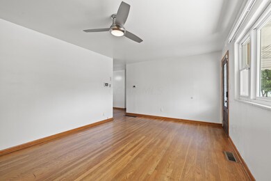 2518 Kreber Ave, Columbus, OH 43204 - photo 6