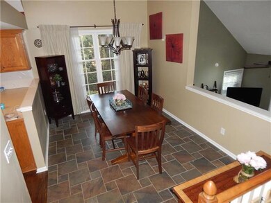 4928 Roundtree St, Shawnee, KS 66226 - photo 5