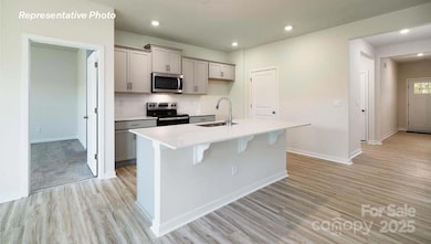 152 Meadow View Dr, Statesville, NC 28677 - photo 3