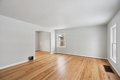 500 N Laverne Ave, Hillside, IL 60162 - photo 4