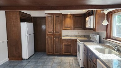 11 B St unit 1, Everett, MA 02149 - photo 4