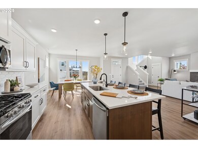 18155 SW Aspen Butte Ln, Beaverton, OR 97007 - photo 4