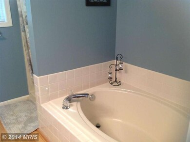 35625 Aviation Yacht Club Rd, Mechanicsville, MD 20659 - photo 2