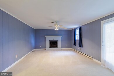 212 Wakefield Rd, Hagerstown, MD 21740 - photo 6