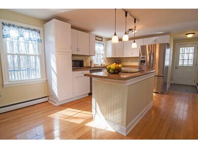 447 Deerpath Ln, Pembroke, NH 03275 - photo 2