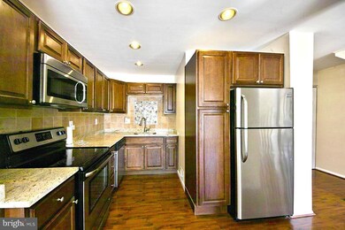 80 Daimler Dr unit 93, Capitol Heights, MD 20743 - photo 3