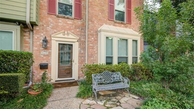 7449 Brompton St unit 7449, Houston, TX 77025 - photo 5