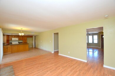 2356 S Davis Cir, Mesa, AZ 85210 - photo 7