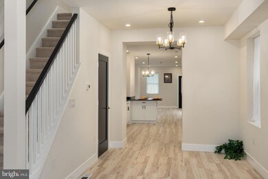 403 Walnut St, Pottstown, PA 19464 - photo 5