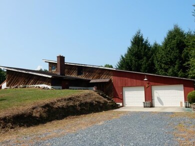 304 Whitey B Dr, Kunkletown, PA 18058 - photo 5