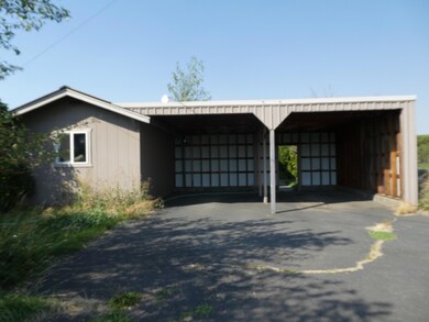8515 77th - 6
