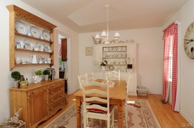 160 Robert Dr, Allentown, PA 18104 - photo 5