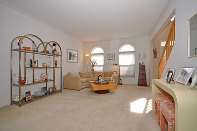 10 Wildflower Ct, Manalapan, NJ 07726 - photo 4