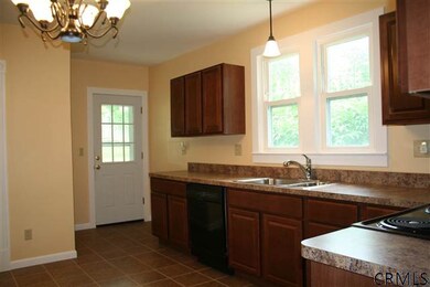 734 6th Ave, Troy, NY 12182 - photo 4