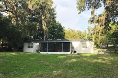 5028 Clewis Ave, Tampa, FL 33610 - photo 4