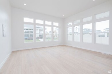 12194 Sue Peaks Cove unit 509, Herriman, UT 84096 - photo 5