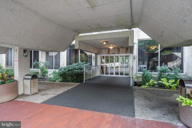 Green Hill Condominiums unit EE618, Wynnewood, PA 19096 - photo 6