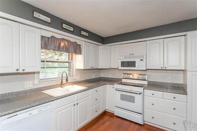 7103 Cody St, Shawnee, KS 66203 - photo 7