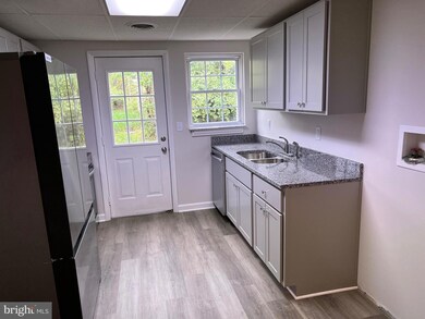 70 Briarwood Ln unit 2, Berkeley Springs, WV 25411 - photo 6