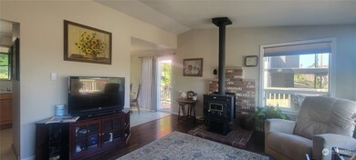 713 5th St, Mukilteo, WA 98275 - photo 7