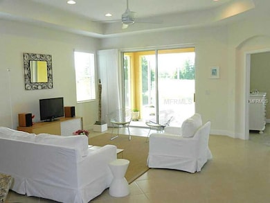 2512 Sapphire Greens Ln, Sun City Center, FL 33573 - photo 6