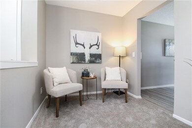 1933 E 25th St, Des Moines, IA 50317 - photo 5