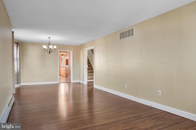 19 S Chestnut Ave, Maple Shade, NJ 08052 - photo 6