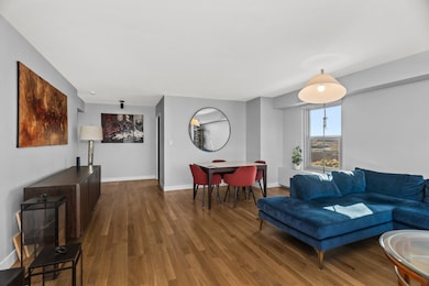 3600 N Lake Shore Dr unit 624, Chicago, IL 60613 - photo 4