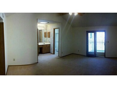 11405 Tom Ulozas Dr, El Paso, TX 79936 - photo 7