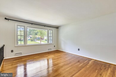 5023 King Richard Dr, Annandale, VA 22003 - photo 7