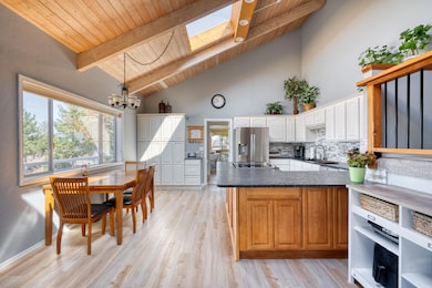 108_SW 43rd_Pro Property Photos_Bend Rea