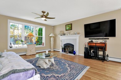 15 Pondview Rd Old Orchard-large-006-004
