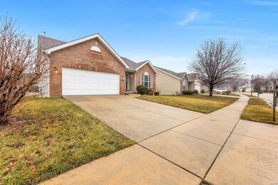 2262 Amberleigh Dr, Maryville, IL 62062 - photo 2