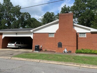 PIC 1