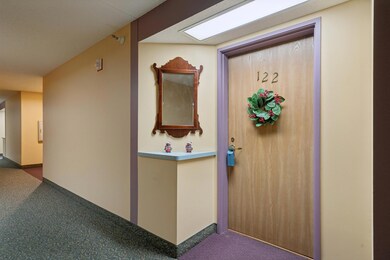 500 County Road B W unit 122, Roseville, MN 55113 - photo 2