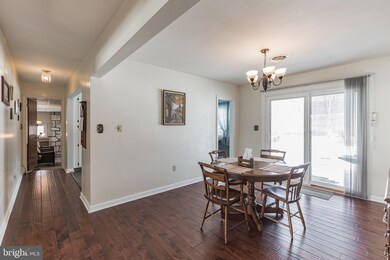 1581 Franklin Dr, Pottstown, PA 19465 - photo 6