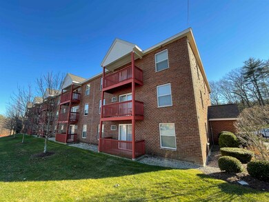 95 Powers St unit 73, Milford, NH 03055 - photo 5