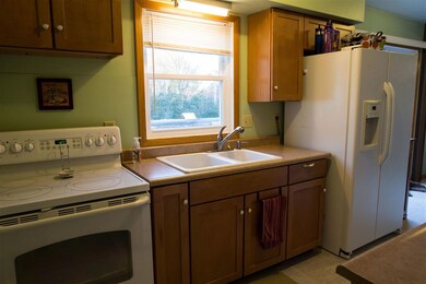 325 N Francis St, Cedar Falls, IA 50613 - photo 5