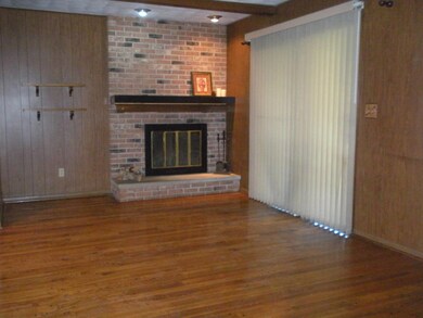 471 Heather Hill Rd, Columbus, OH 43213 - photo 5