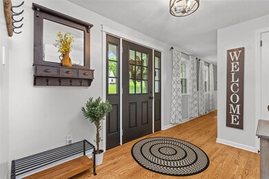 Setting a tone of stylish warm welcome!